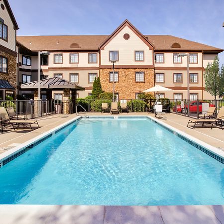 Staybridge Suites Louisville - East By Ihg Eksteriør bilde
