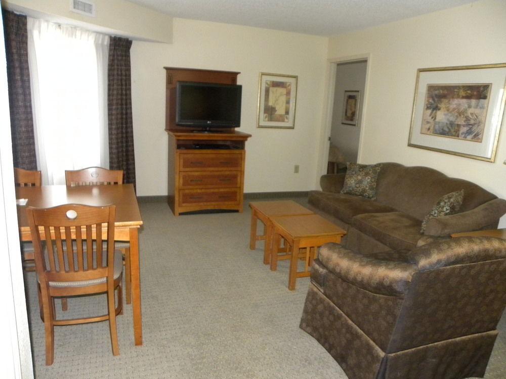 Staybridge Suites Louisville - East By Ihg Eksteriør bilde