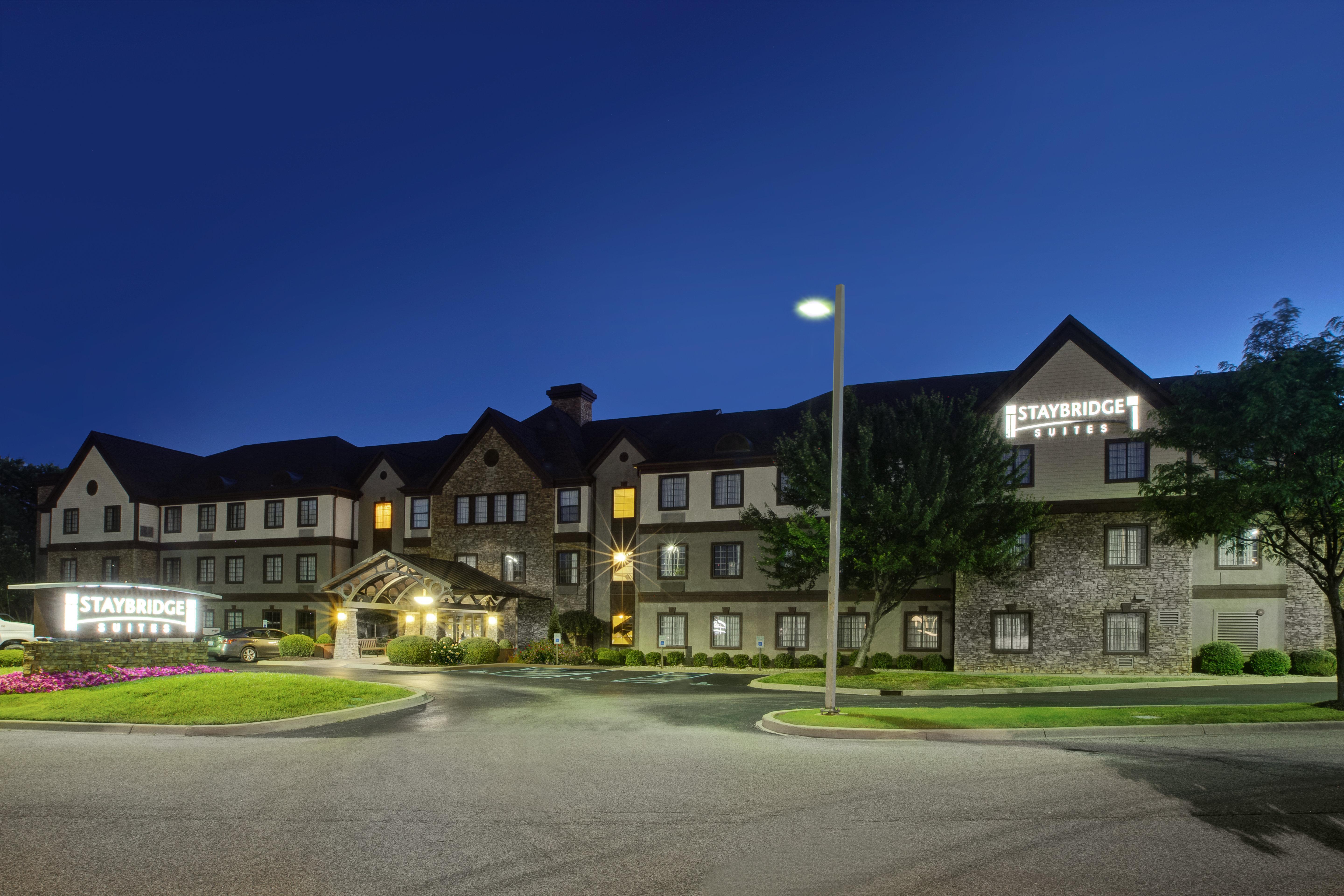 Staybridge Suites Louisville - East By Ihg Eksteriør bilde
