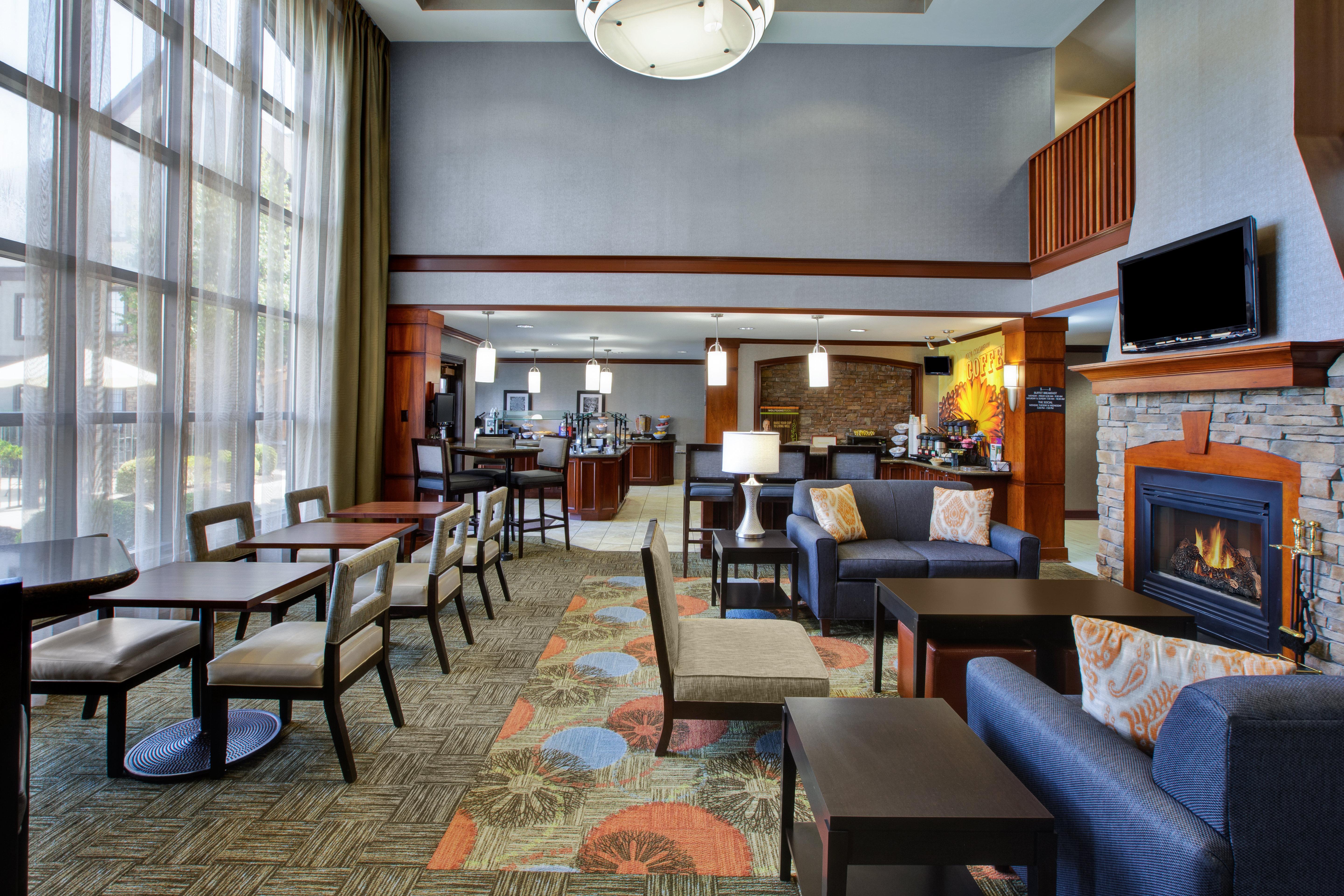 Staybridge Suites Louisville - East By Ihg Eksteriør bilde