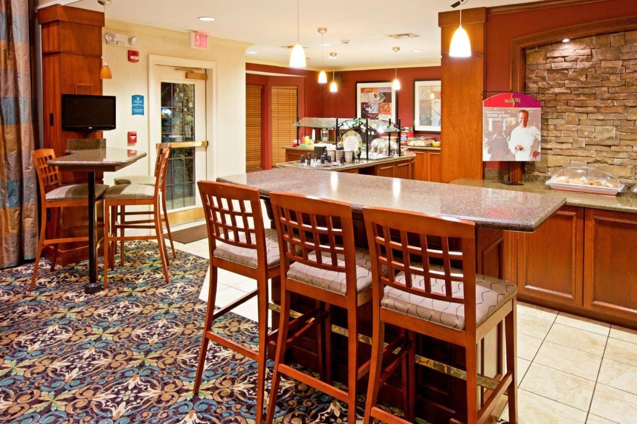 Staybridge Suites Louisville - East By Ihg Eksteriør bilde