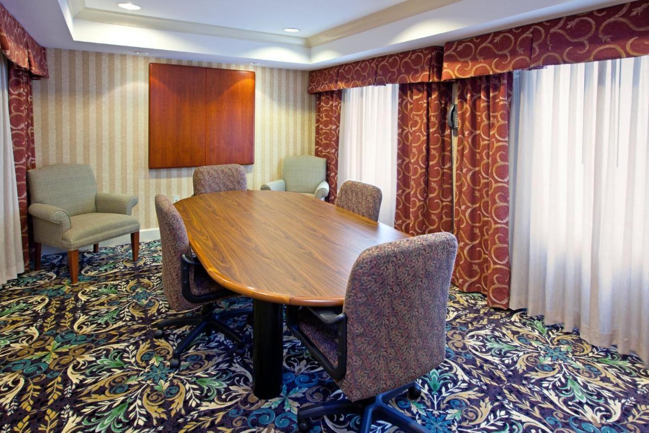 Staybridge Suites Louisville - East By Ihg Eksteriør bilde